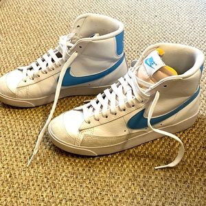 Nike classic leather ‘77 blazers with bright blue check